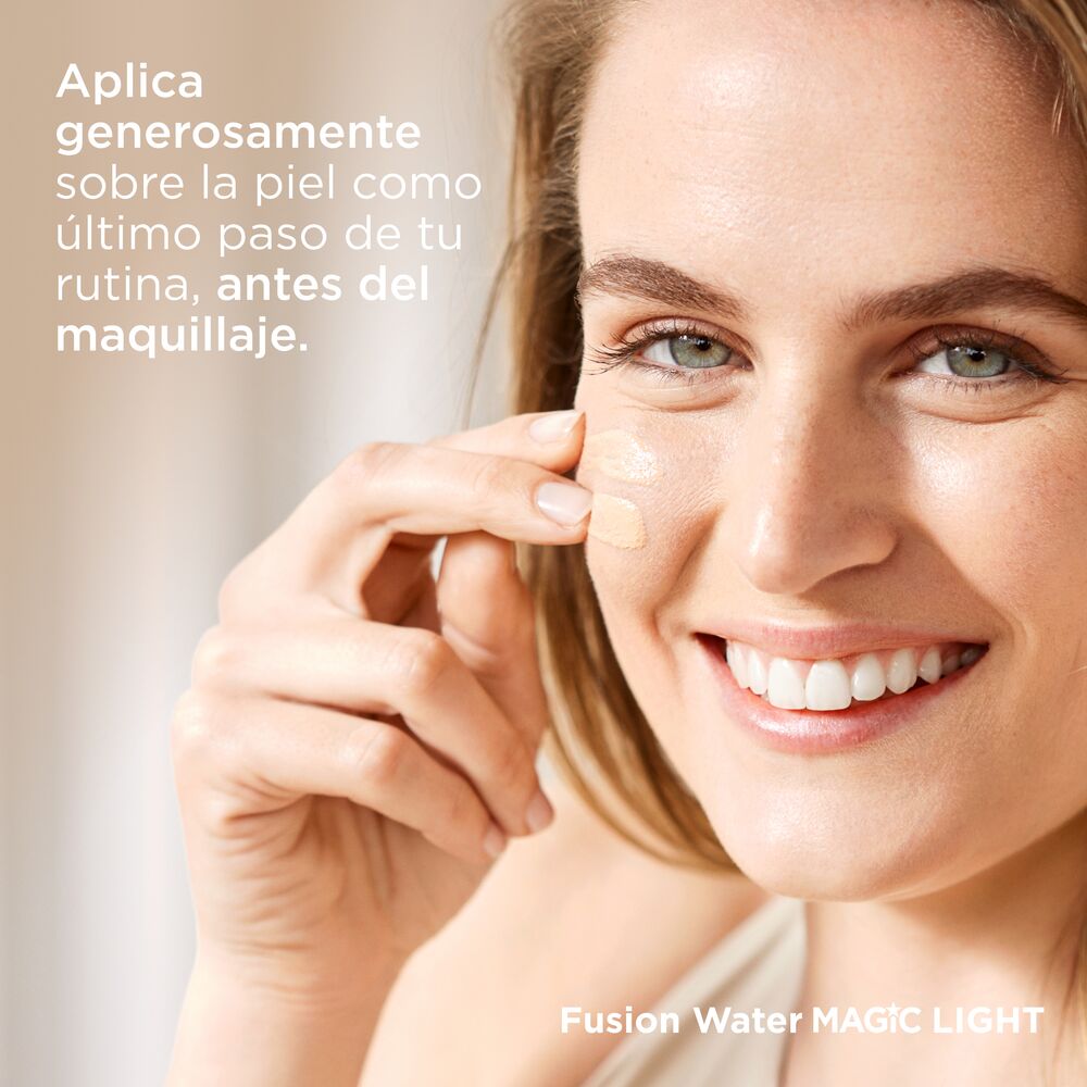 Fotoprotector Fusion Water Magic Light 50ml ISDIN®